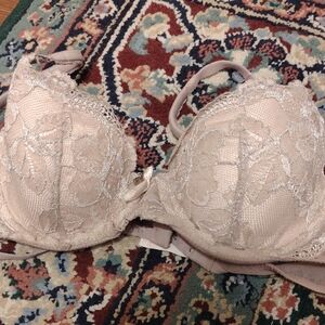 Victoria Secret Lace-Trim Push-Up Bra - Light Beige